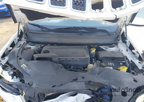 2020 Jeep Cherokee Latitude Plus Fwd из США, поврежденный, VIN 1C4PJLLB0LD561340